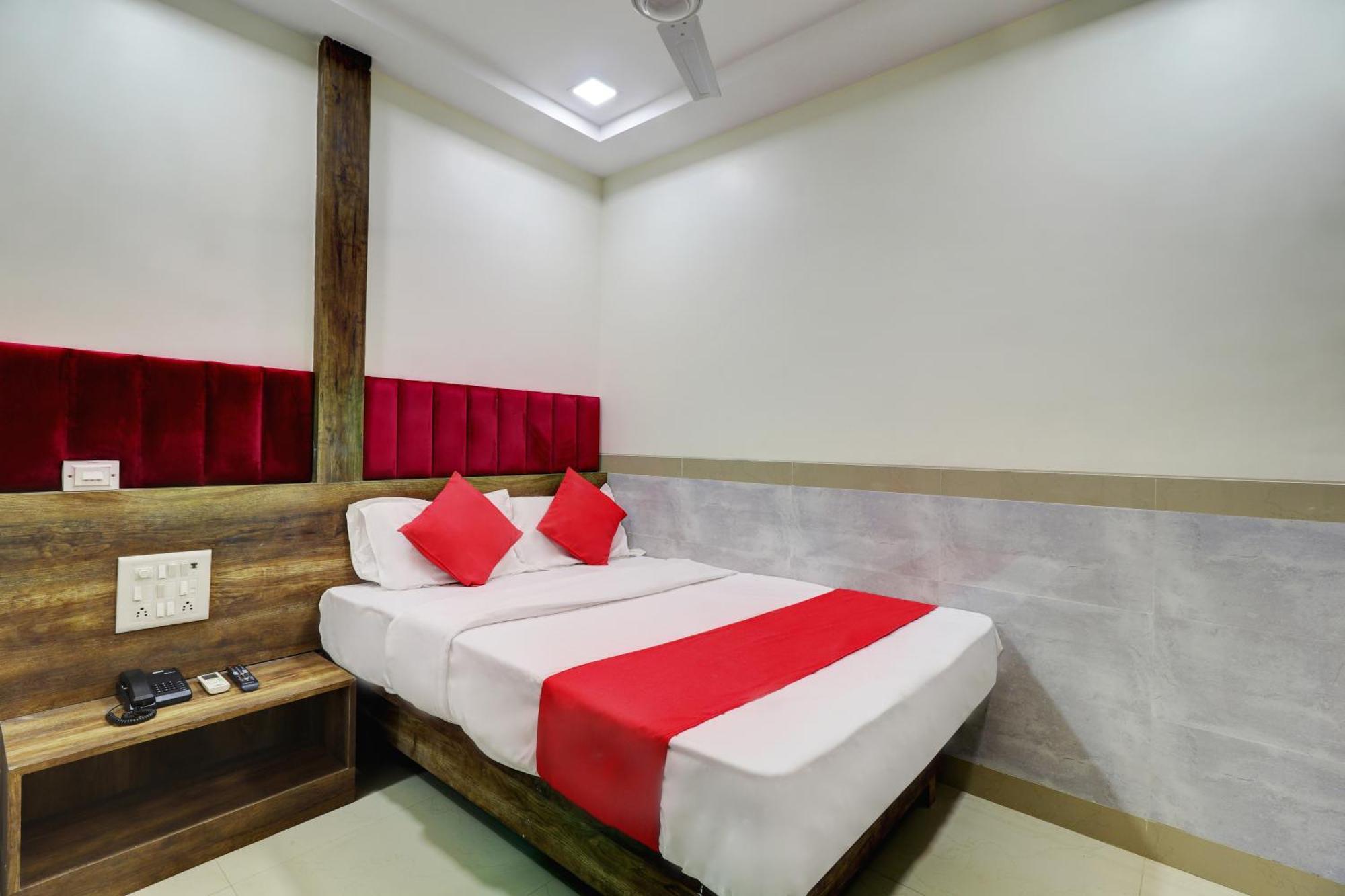 Hotel New Balaji Residency Mumbai Exterior photo