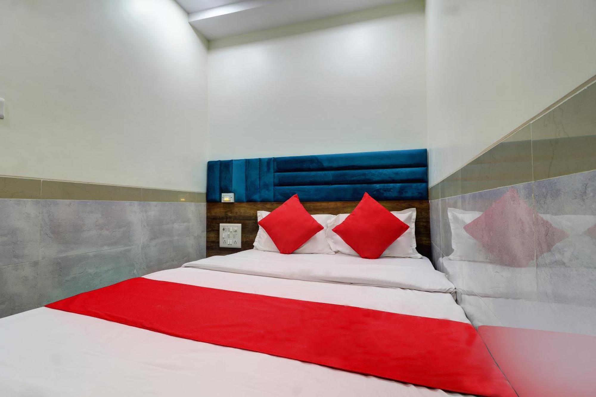 Hotel New Balaji Residency Mumbai Exterior photo