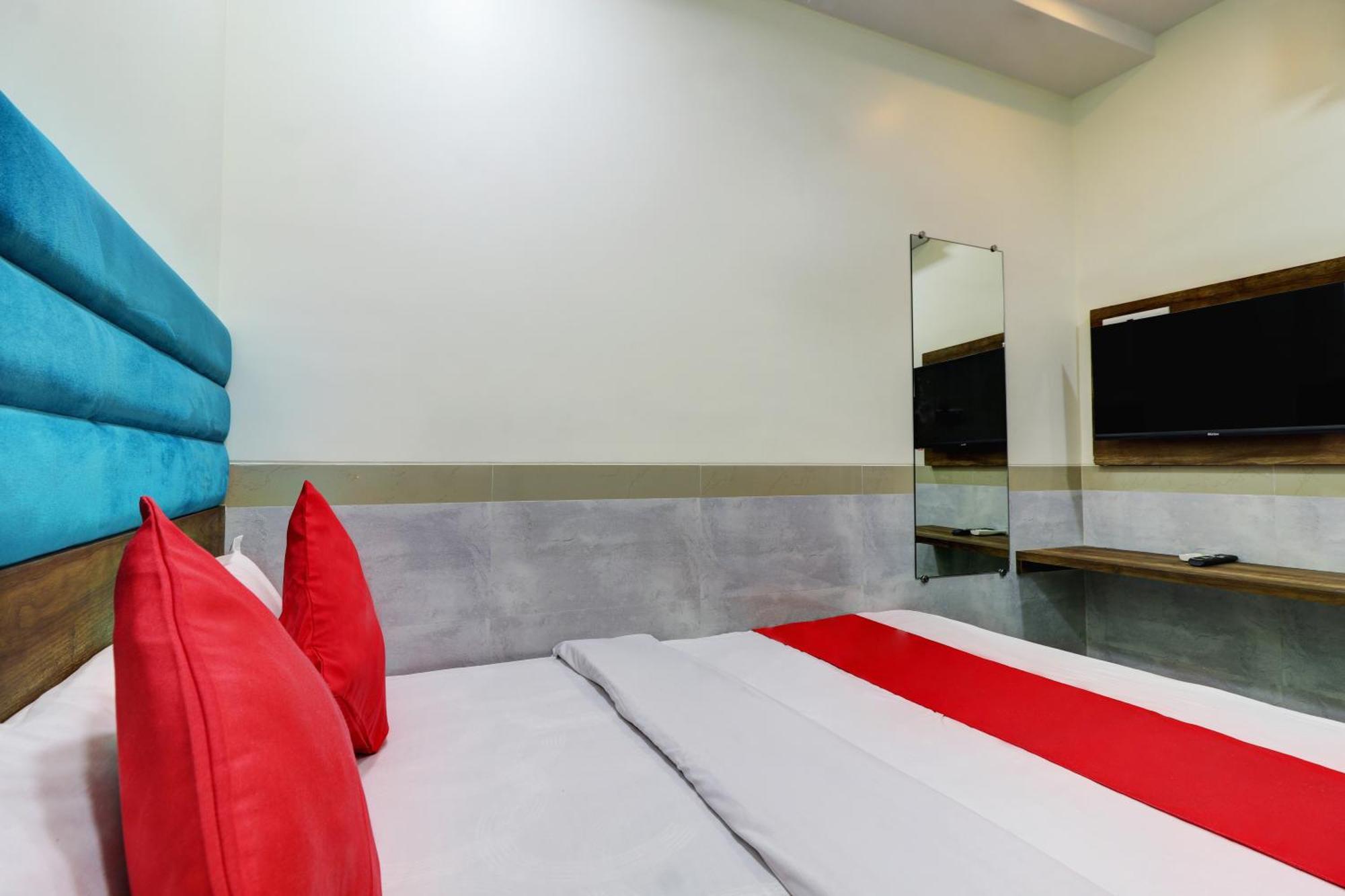 Hotel New Balaji Residency Mumbai Exterior photo